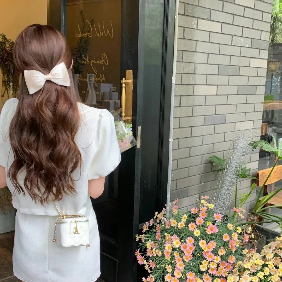 你比星光美丽